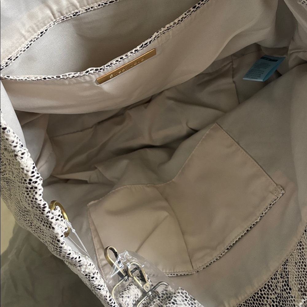 Snake print tote - Picture 2 of 8